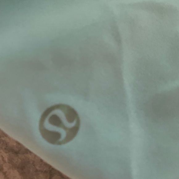MINT LULULEMON SHORTS!!! - Picture 4 of 4